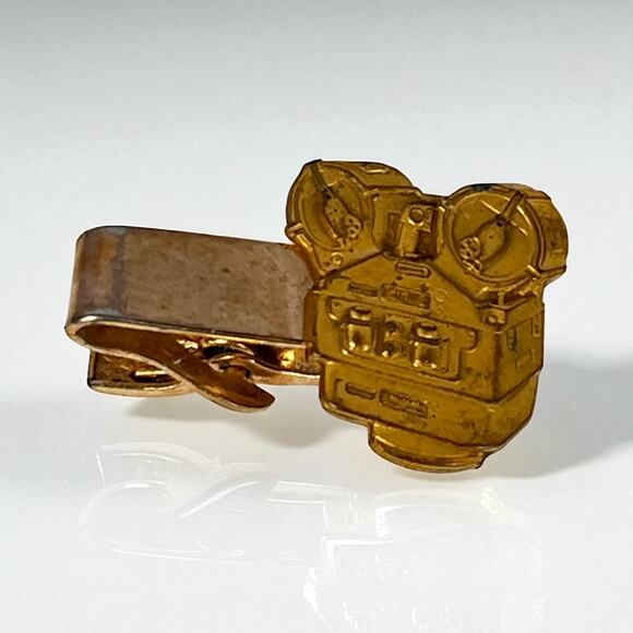 Vintage 50s 60s Navy Aerial Reconnaissance Camera Tie Clip Cold War Leavens Co - Picture 1 of 16